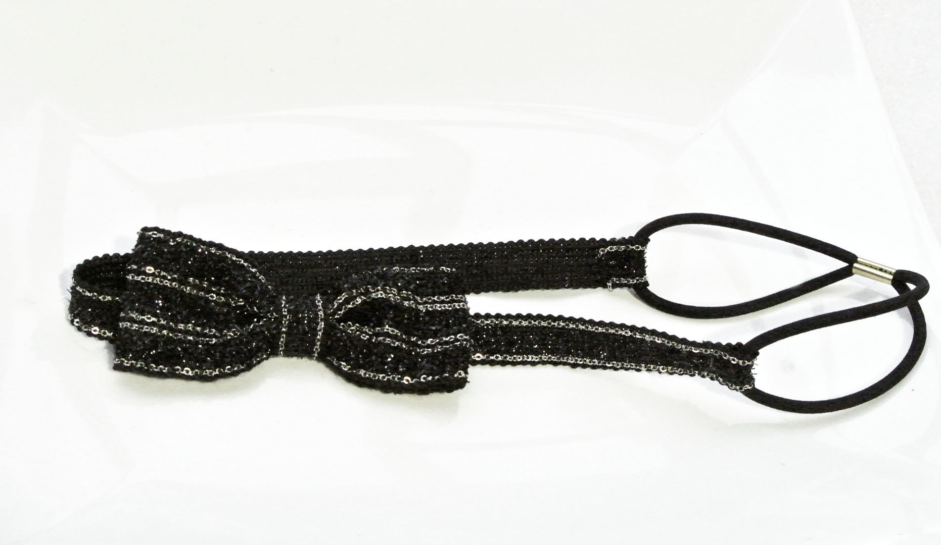 Black bow-tie elastic headband