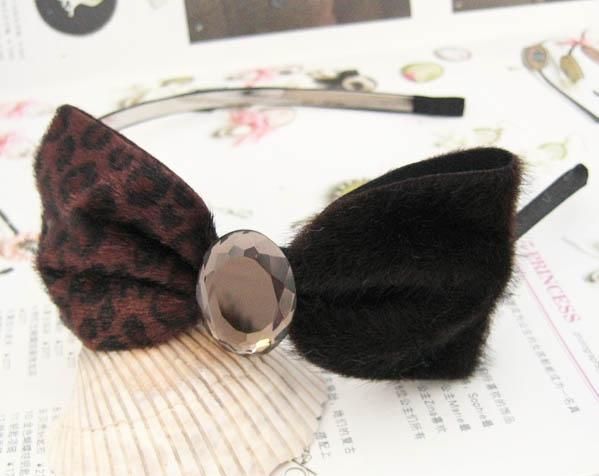 Leopard crystal bow-tie headband