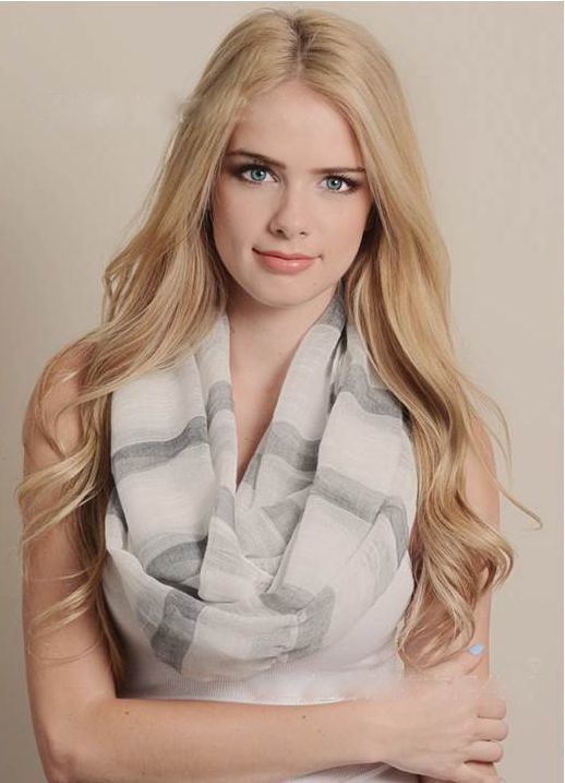 Wide strips infinity scarf