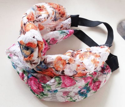 Vintage floral lace knotted headband Vintage floral lace knotted headband