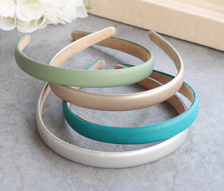 Skinny leather headband