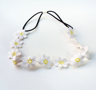 White lace yellow daisy flowers headband White lace yellow daisy flowers headband