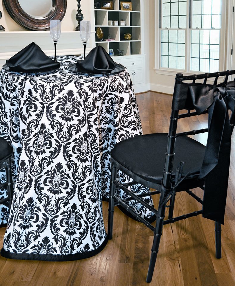 Black & White Damask Square Tablecloths Black & White Damask Square Tablecloths