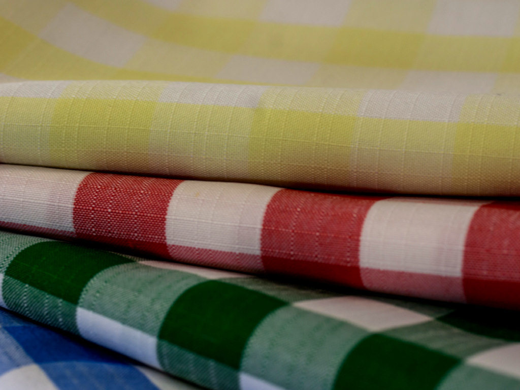 Polycheck Rectangle Tablecloths Polycheck Rectangle Tablecloths