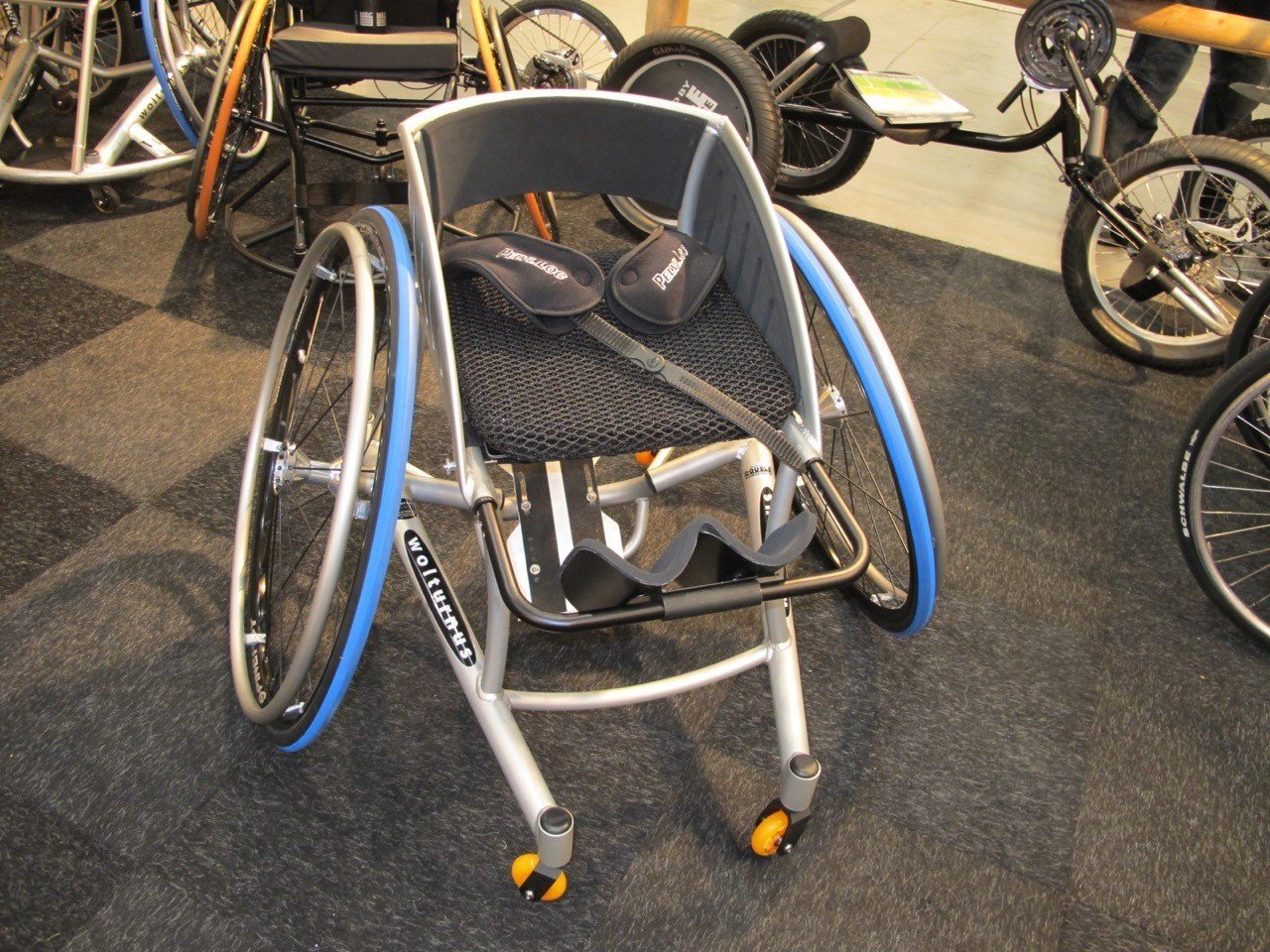 Ventisit "Drysit" on sports wheelchair