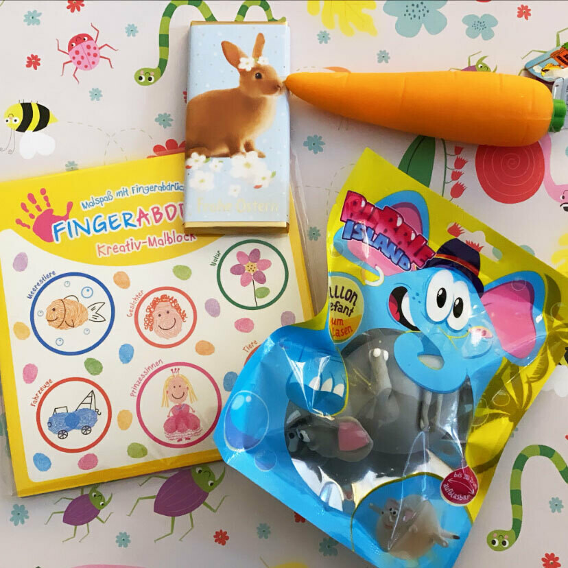 Kreativ- und Spasspaket mit Fingerabdruckspiel, Aufblaselefant und Spielkarotte Kreativ- und Spasspaket mit Fingerabdruckspiel, Aufblaselefant und Spielkarotte