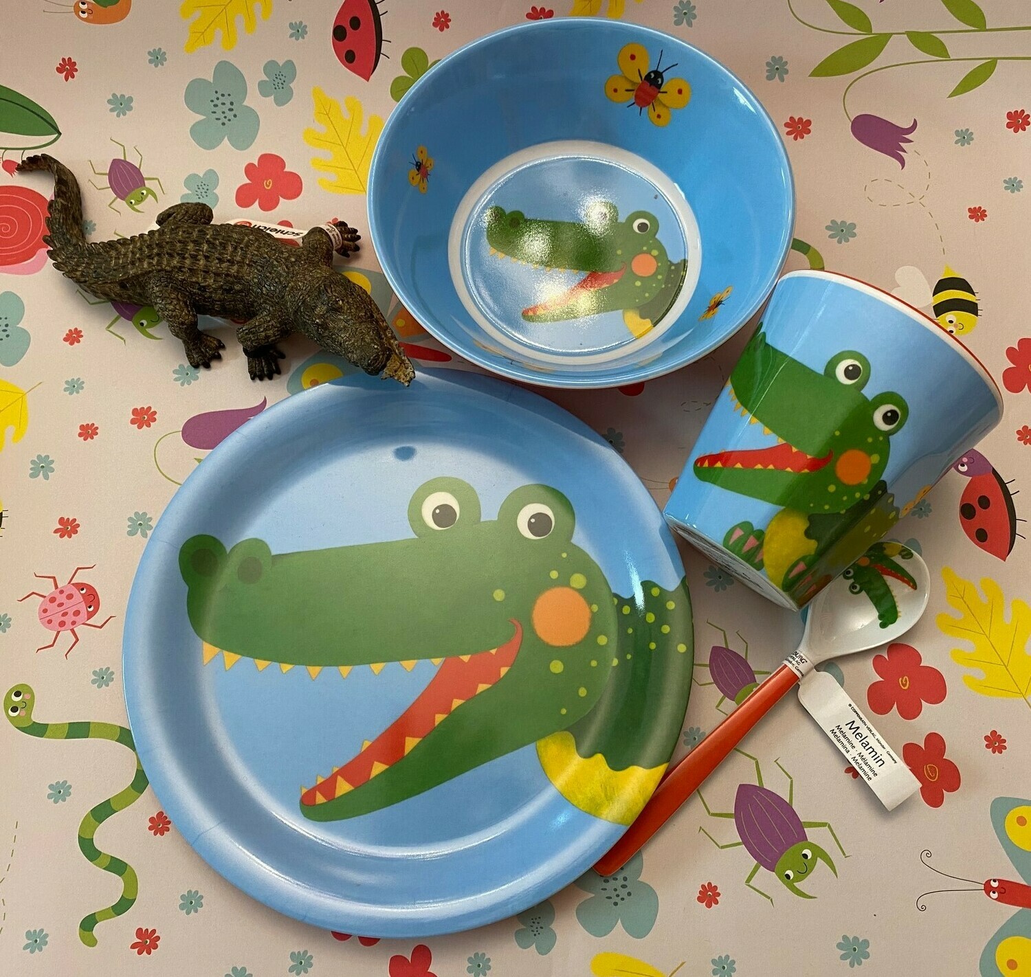 Geschirrset Krokodil und Schleich-Krokodil Geschirrset Krokodil und Schleich-Krokodil