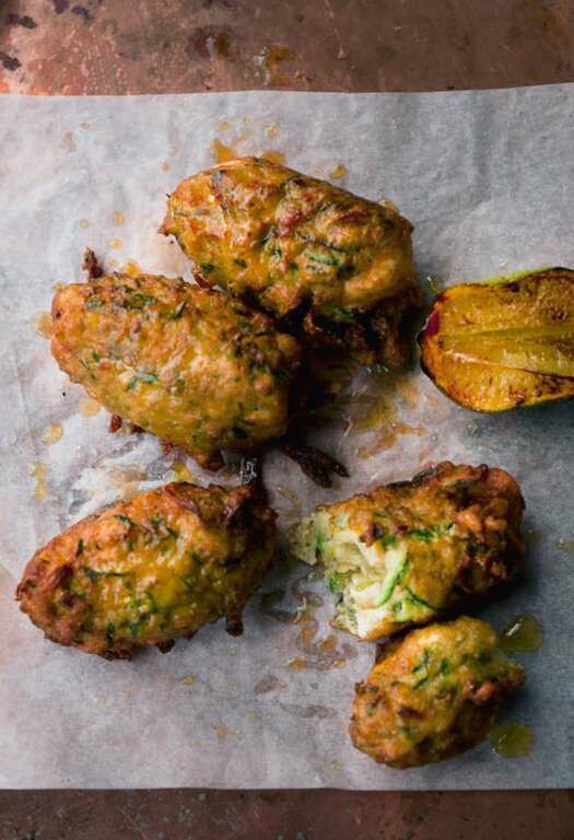 Salmon, Halloumi & Zucchini Fritters
(lunch 12-3pm) Salmon, Halloumi & Zucchini Fritters
(lunch 12-3pm)