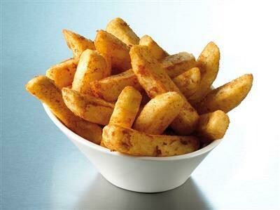 Beer Battered Chips
(lunch 12-3pm) Beer Battered Chips
(lunch 12-3pm)