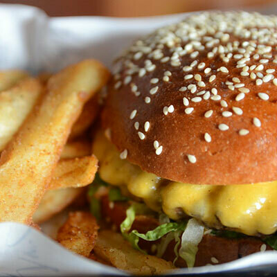 Kipling's Cheeseburger & Chips
(lunch 12-3pm) Kipling's Cheeseburger & Chips
(lunch 12-3pm)