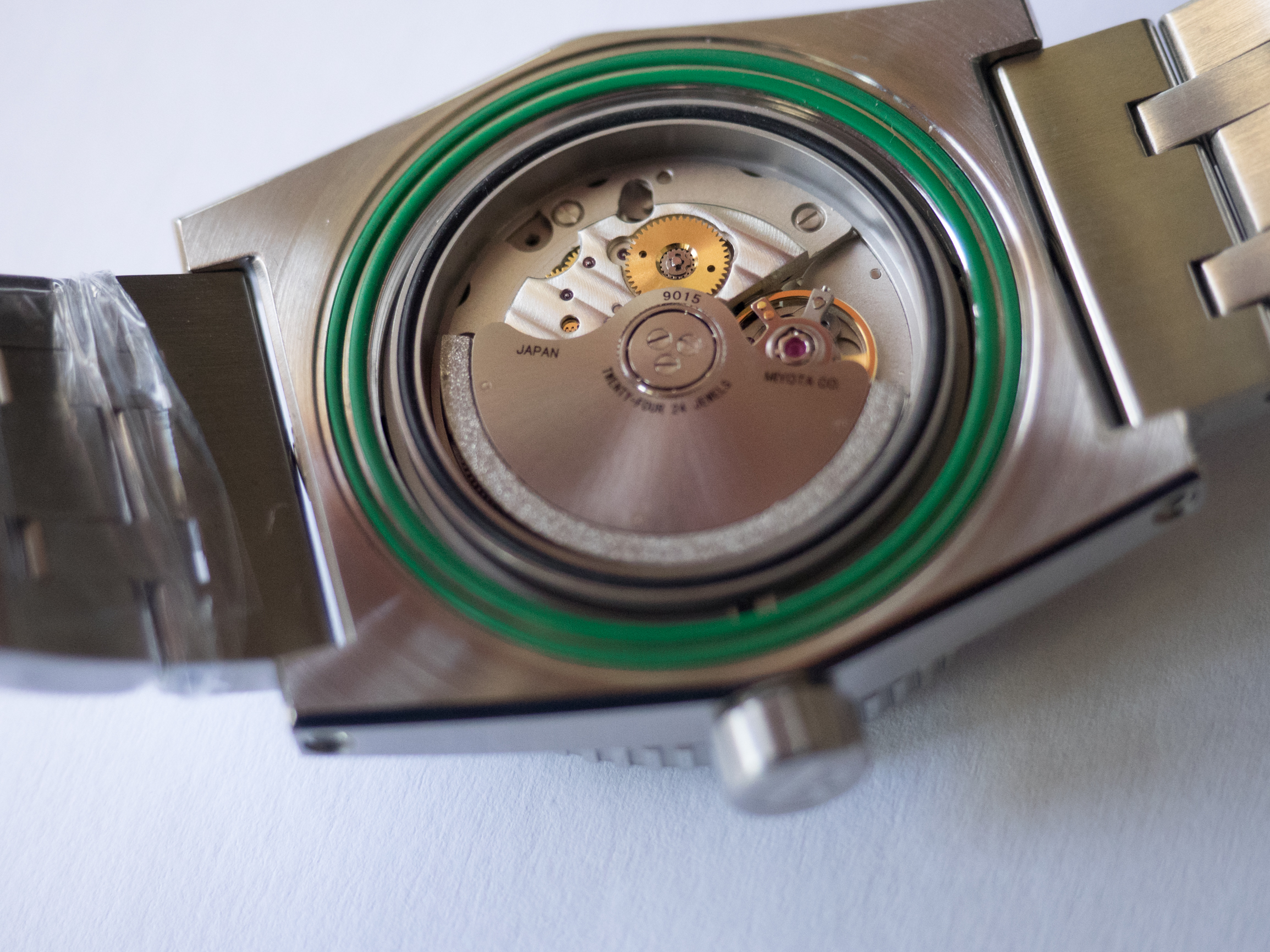 Borealis Scorpionfish White Dial Modern Hands