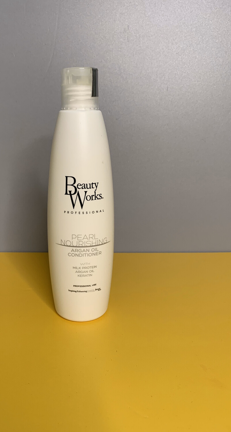 Beauty works Pearl Nourishing Argan Oil Conditioner 250ml Beauty works Pearl Nourishing Argan Oil Conditioner 250ml