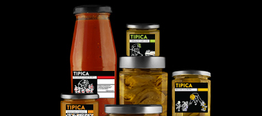 Vasetti di verdure sottolio (cipolle di Tropea, peperoncini, cardoncelli, peperoni) - 4 x 314 ml Vasetti di verdure sottolio (cipolle di Tropea, peperoncini, cardoncelli, peperoni) - 4 x 314 ml