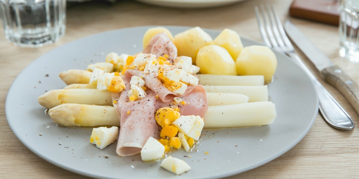 ASPERGES MET HAM ASPERGES MET HAM
