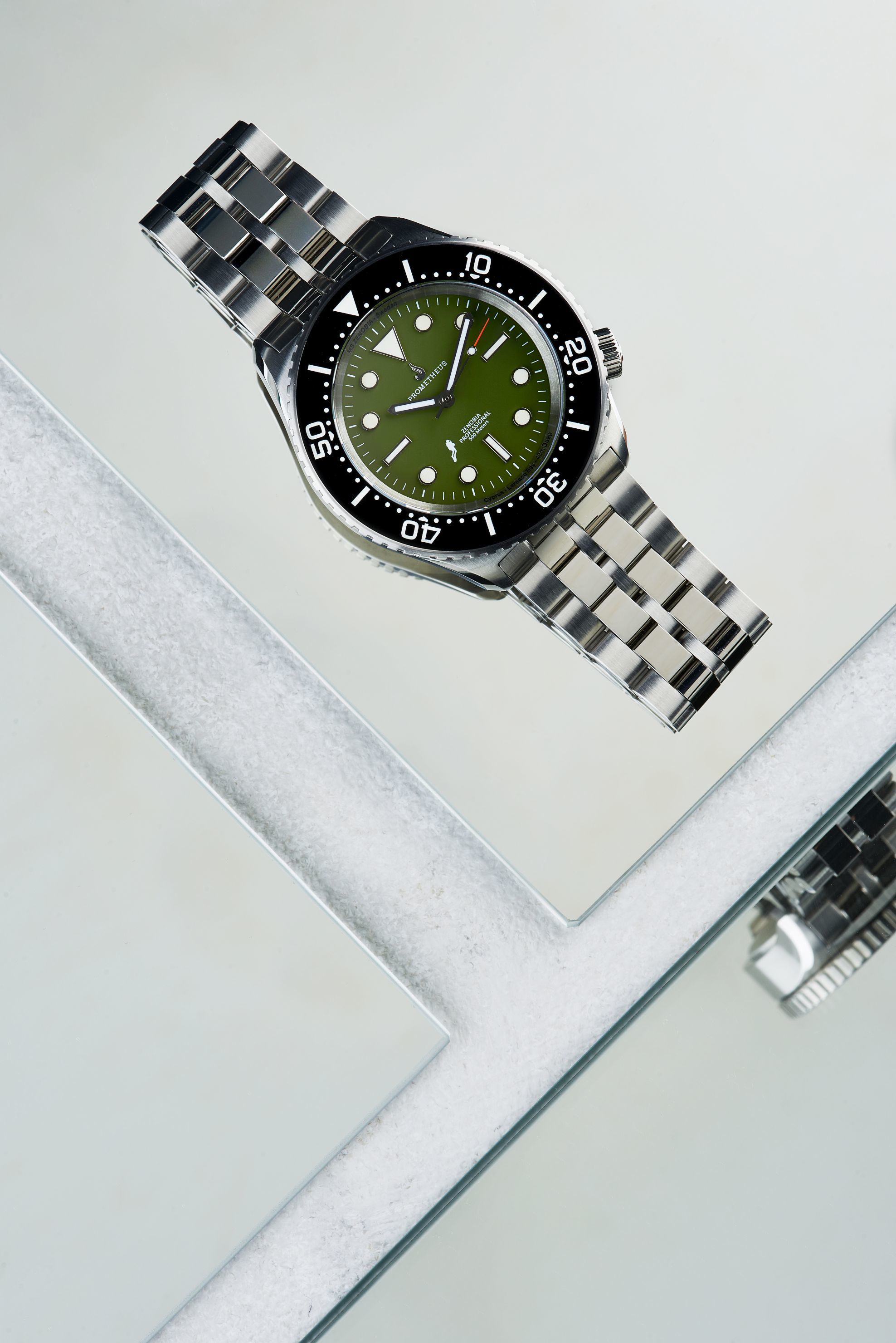Prometheus Zenobia Green Dial No Date Version B1