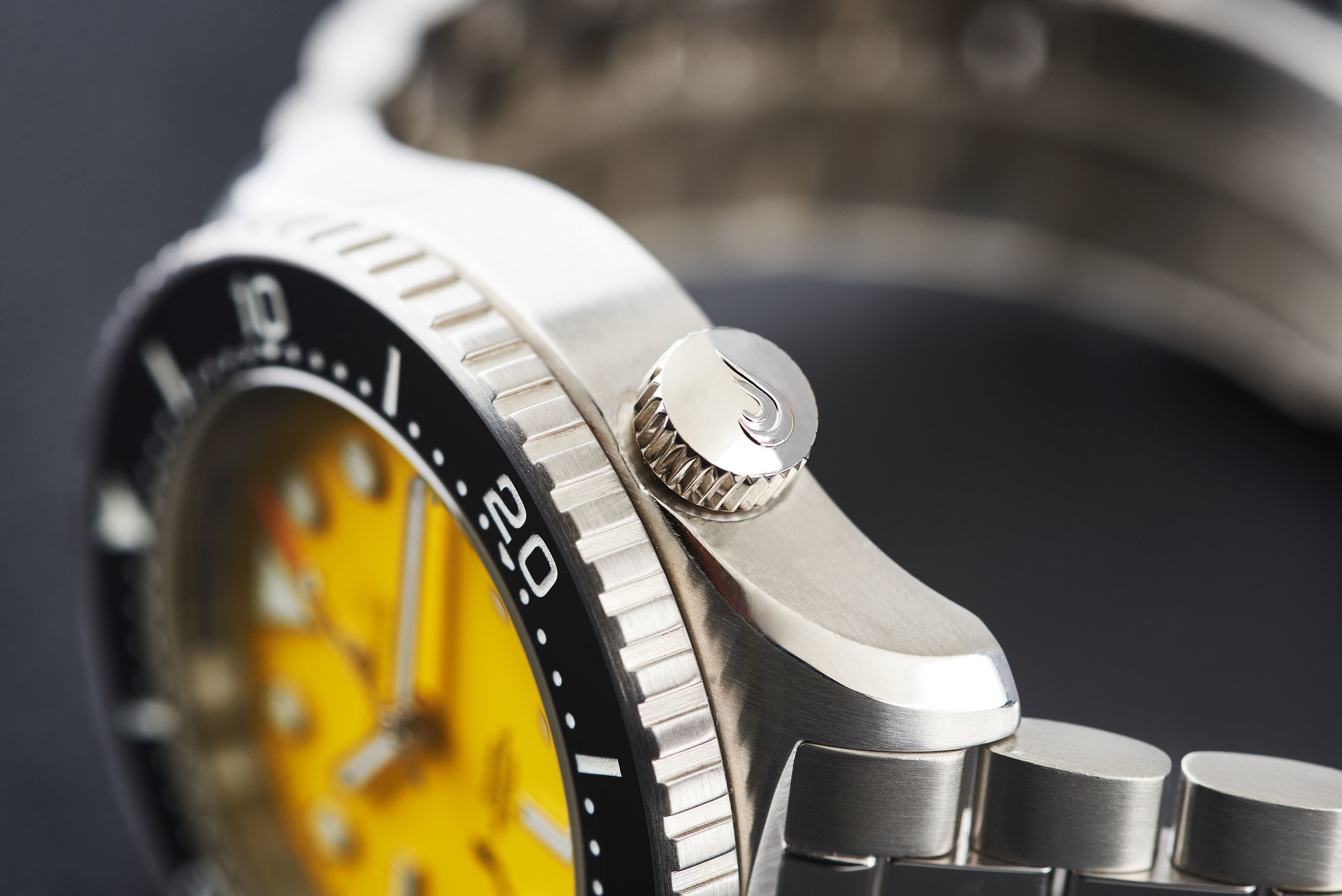 Prometheus Zenobia Yellow Dial Version D1 No Date
