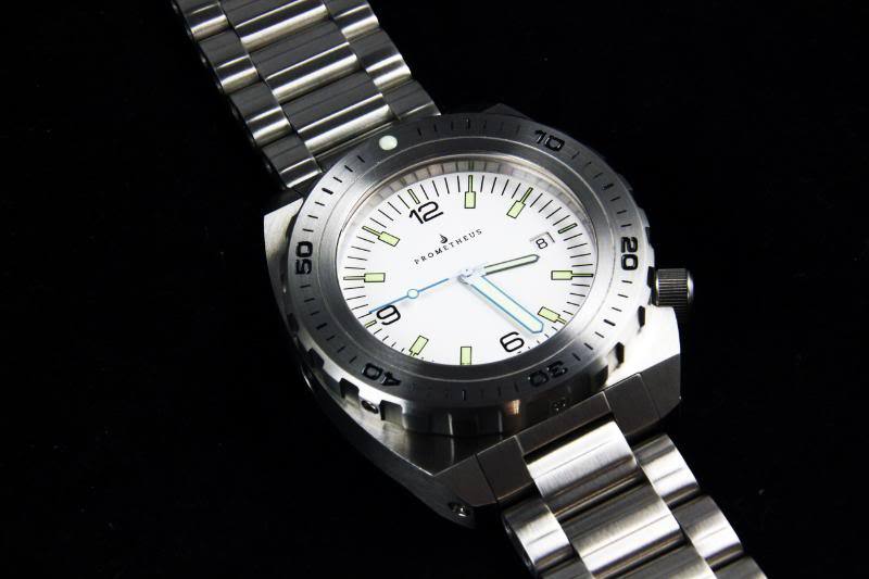 Swiss Made Prometheus Manta Ray Men’s Diver Watch White Dial 1H PMTMRW1H