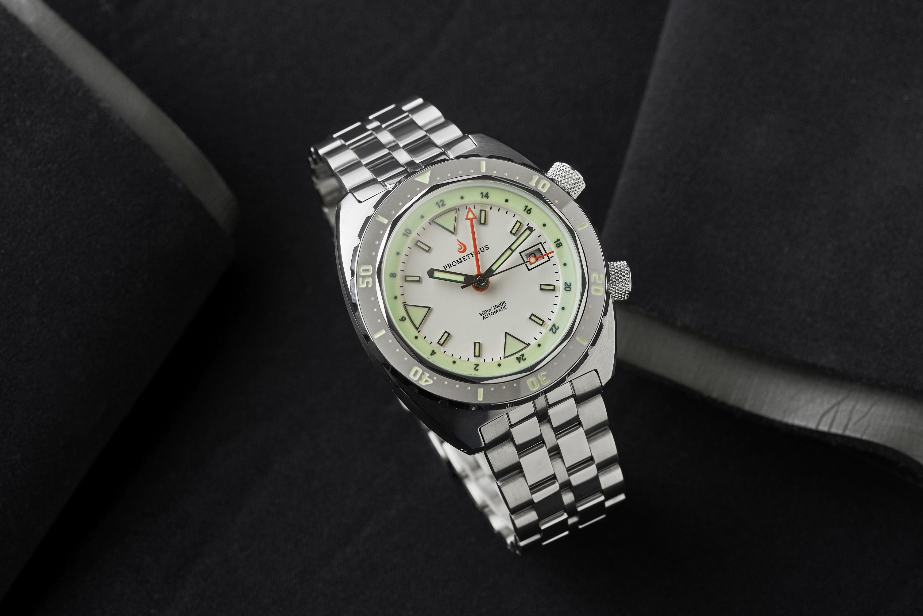 Pre-Order Prometheus Eagle Ray Version 4D ETA 2893-2 White Dial Date C3X1 Superluminova