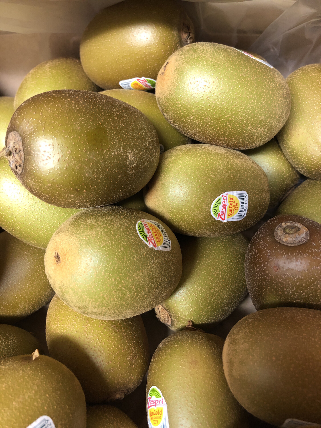 Kiwi: Golden Kiwi: Golden