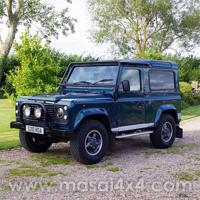 Land Rover Defender 90 4.0 V8 Auto - 50th Anniversary Edition (1998) Land Rover Defender 90 4.0 V8 Auto - 50th Anniversary Edition (1998)