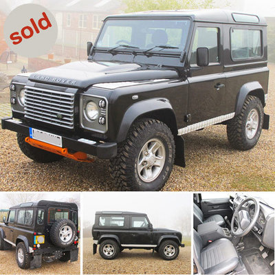 Black 2010 Land Rover Defender XS 90 Black 2010 Land Rover Defender XS 90