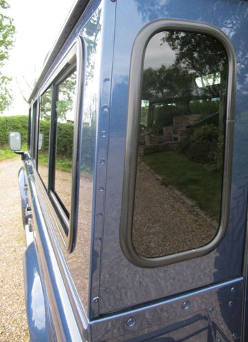 KIT - Dark Tint SLIDING Side Windows + Quarters & Rear Glass - Defender 200TDi/300TDi, TD5 & PUMA