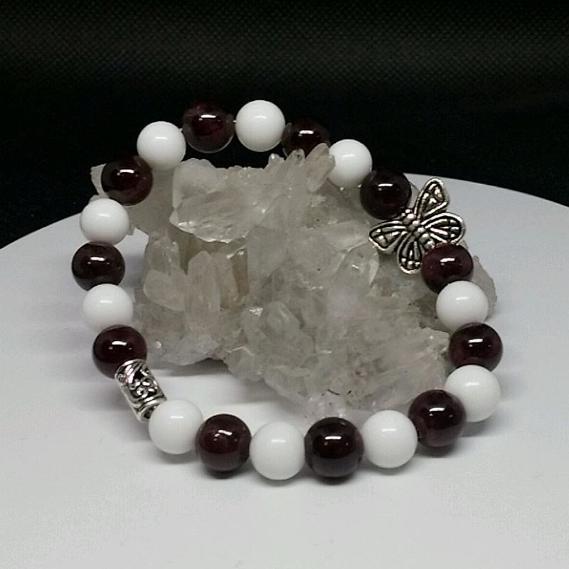 Tridacna and Garnet TriGar