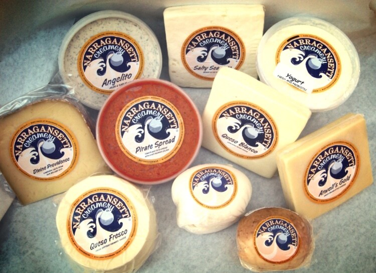 Angelito Garlic & Herb Cheese | Narragansett Creamery | 8oz Angelito Garlic & Herb Cheese | Narragansett Creamery | 8oz