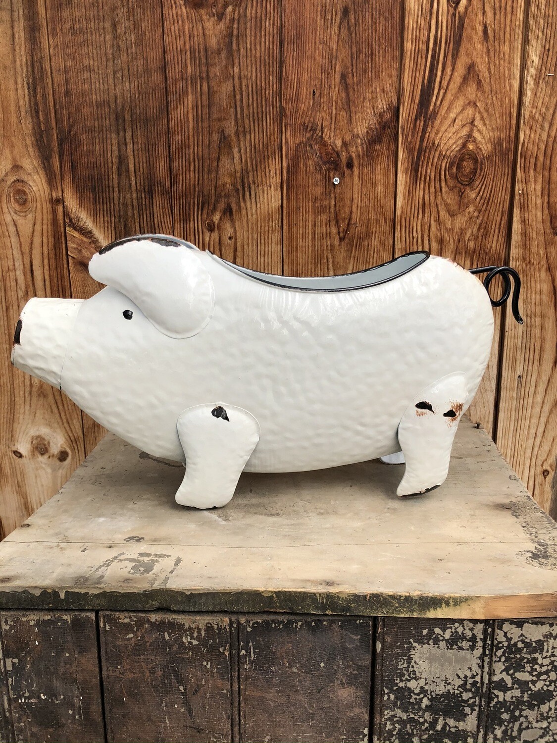 Garden Decor | White Enamel Pig Planter Garden Decor | White Enamel Pig Planter