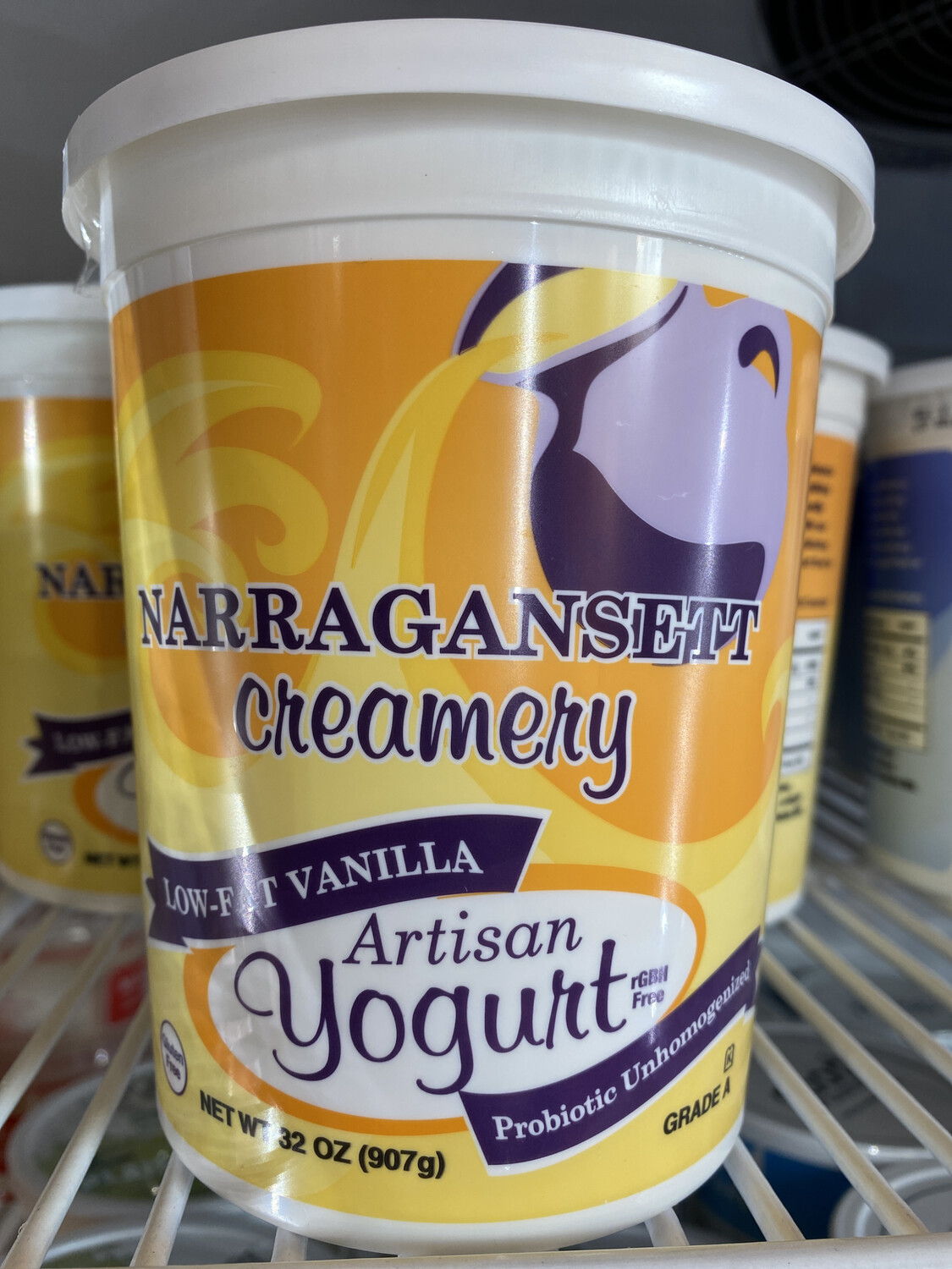 Low Fat Vanilla Yogurt | 32 oz | Narragansett Creamery Low Fat Vanilla Yogurt | 32 oz | Narragansett Creamery