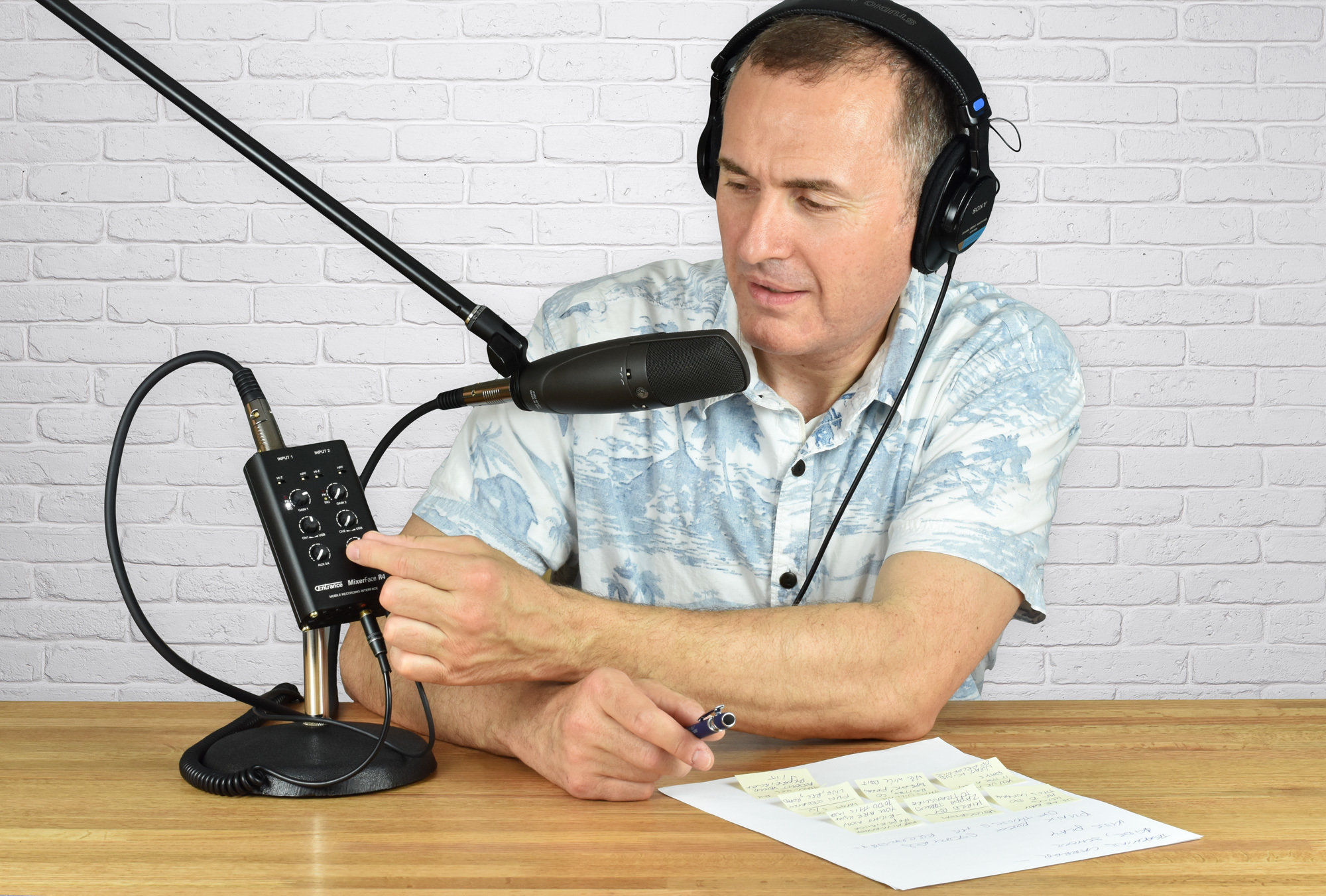 Podcasting with MixerFace R4