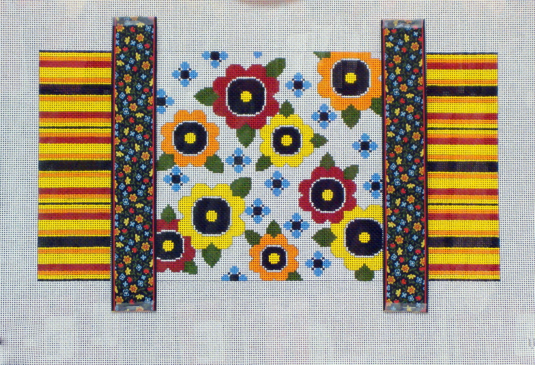 Wacky Flowers & Ribbons (JP Needlepoint) *V-062