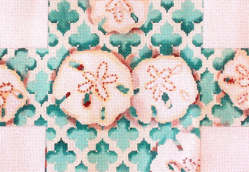 Sand Dollar Quatrefoil Brick Cover (handpainted from Associated Talent) 18*BC-327A