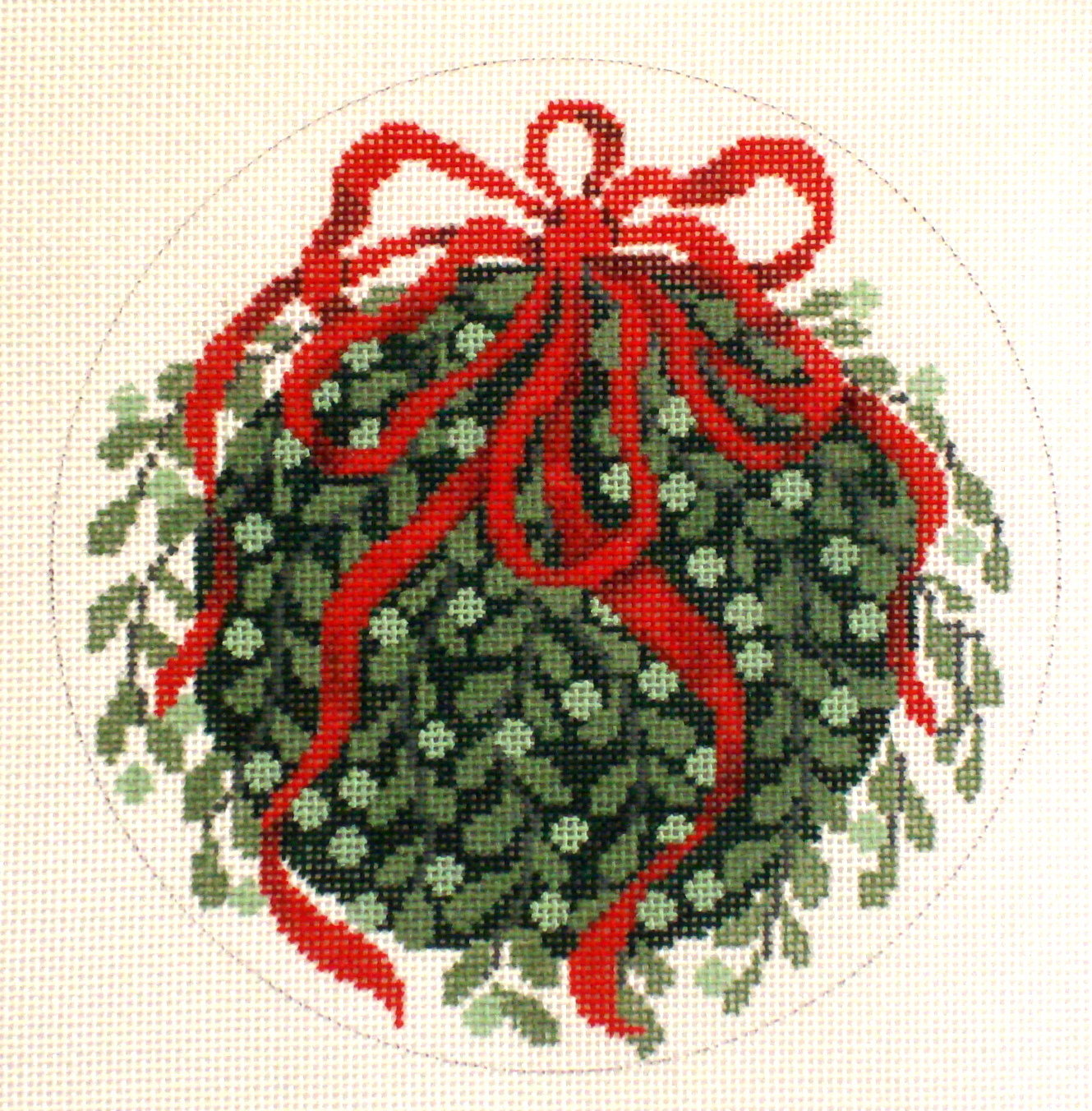 Kissing Ball (handpainted by Julia's Needlework 18*-029