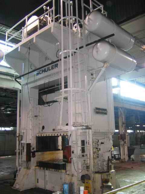 1 – USED 400 TON SCHULER STRAIGHT SIDE DOUBLE CRANK PUNCH PRESS 1 – USED 400 TON SCHULER STRAIGHT SIDE DOUBLE CRANK PUNCH PRESS