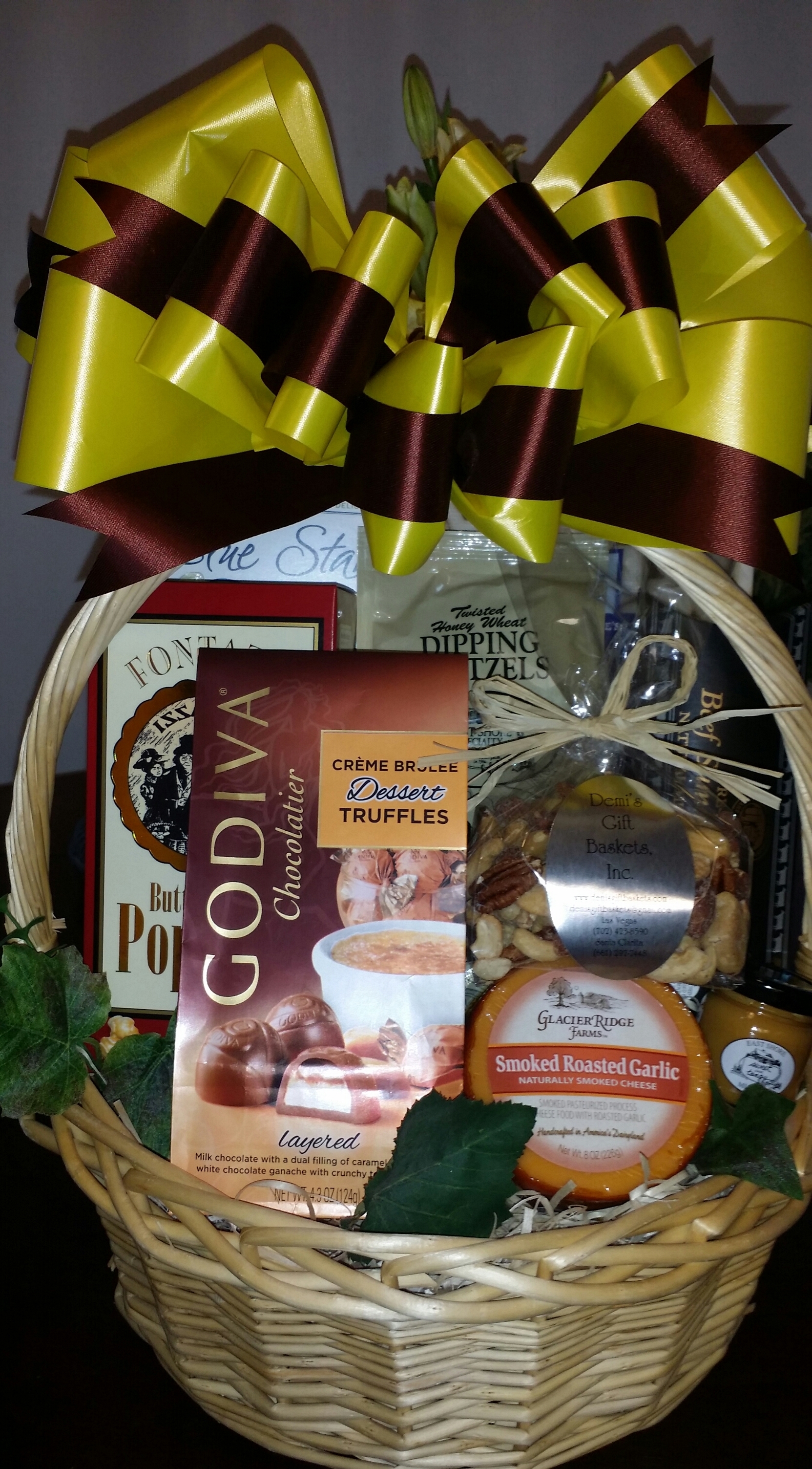 Gourmet Snack Basket GO-0025