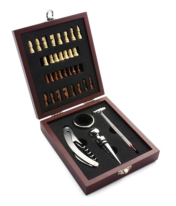 Wine set with chess TREBB 17552