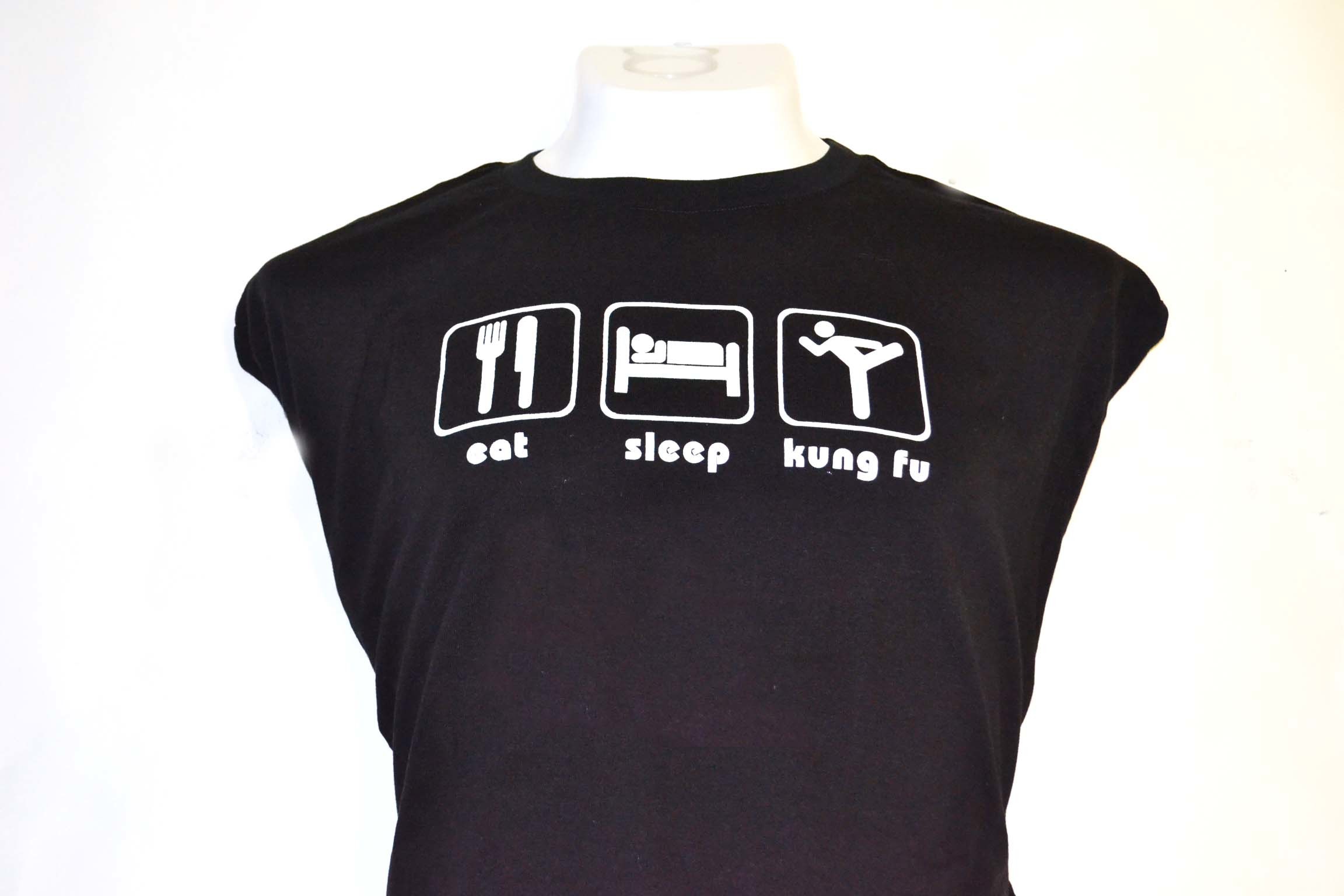 Playera eat sleep kung fu negra. 00067