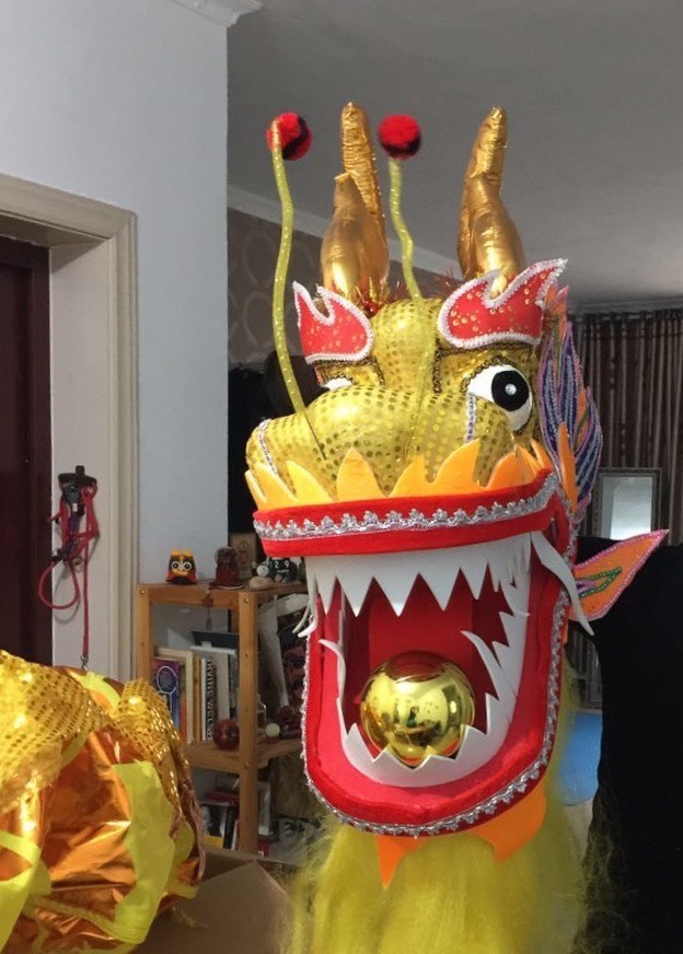 Dragon Chino Amarillo y Dorado hecho a mano original Grande