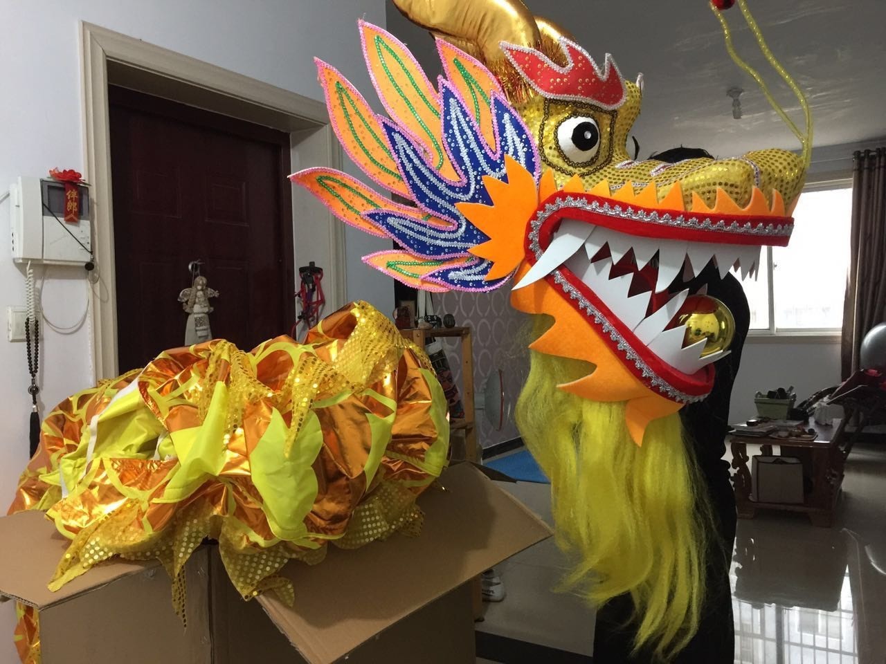 Dragon Chino Amarillo y Dorado hecho a mano original Grande