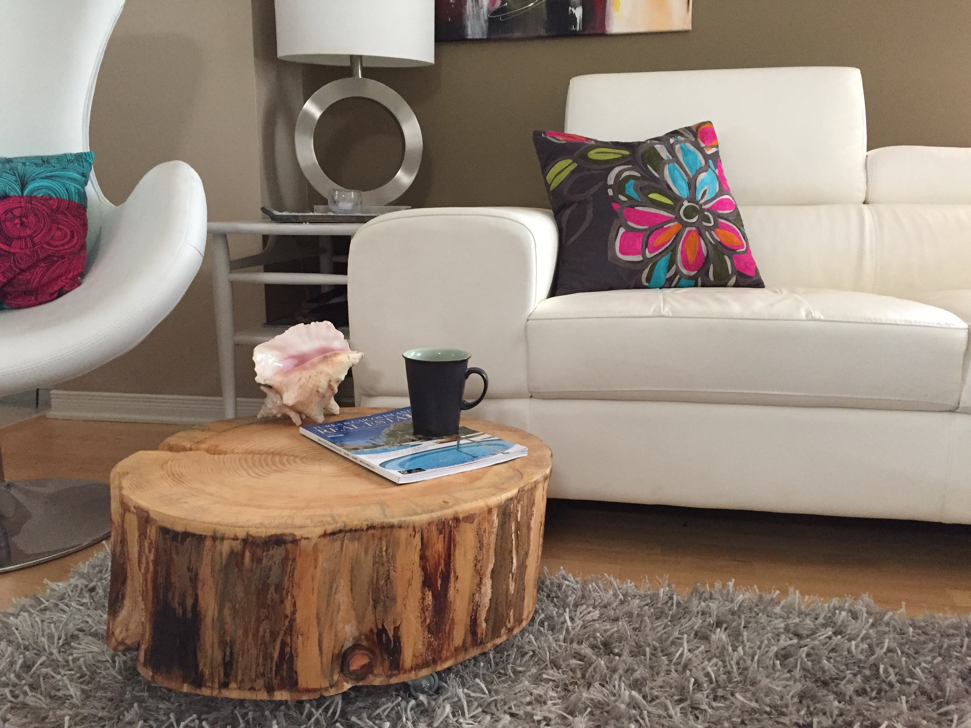 Stump Coffee Table with Metal Caster, Log Coffee Tabe, Tree Trunk
