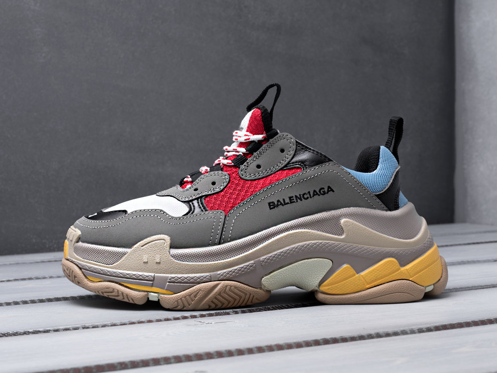 Balenciaga Triple S 10638