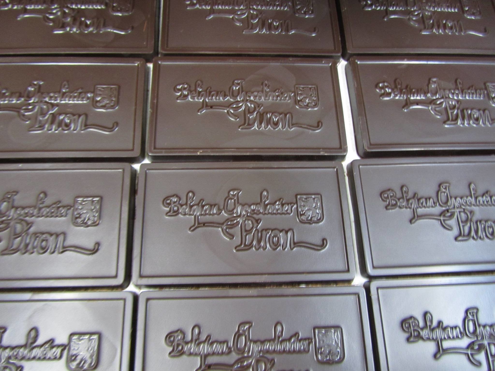 Bittersweet Chocolate Bar 272