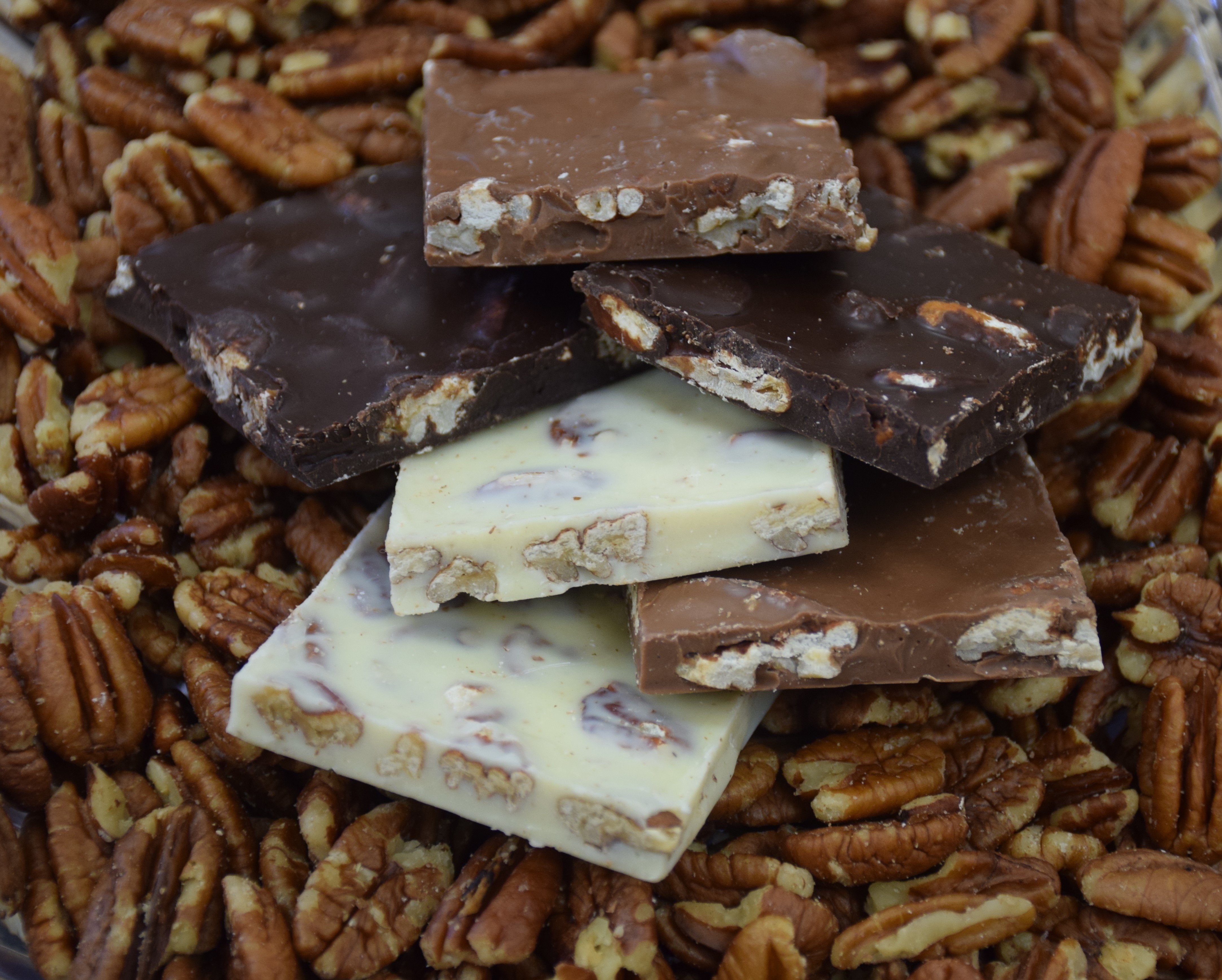 Sugar-Free Pecan Nut Bark 702PE