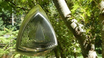 Premium Collection - Curved Triangle 40cm - 316 Stainless Steel & Made in Australia