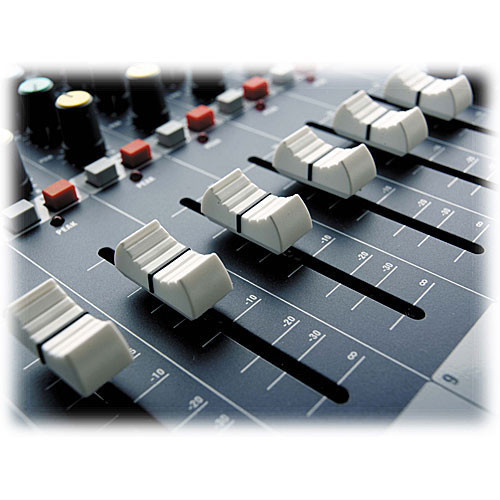 Soundcraft EPM 12 mixer