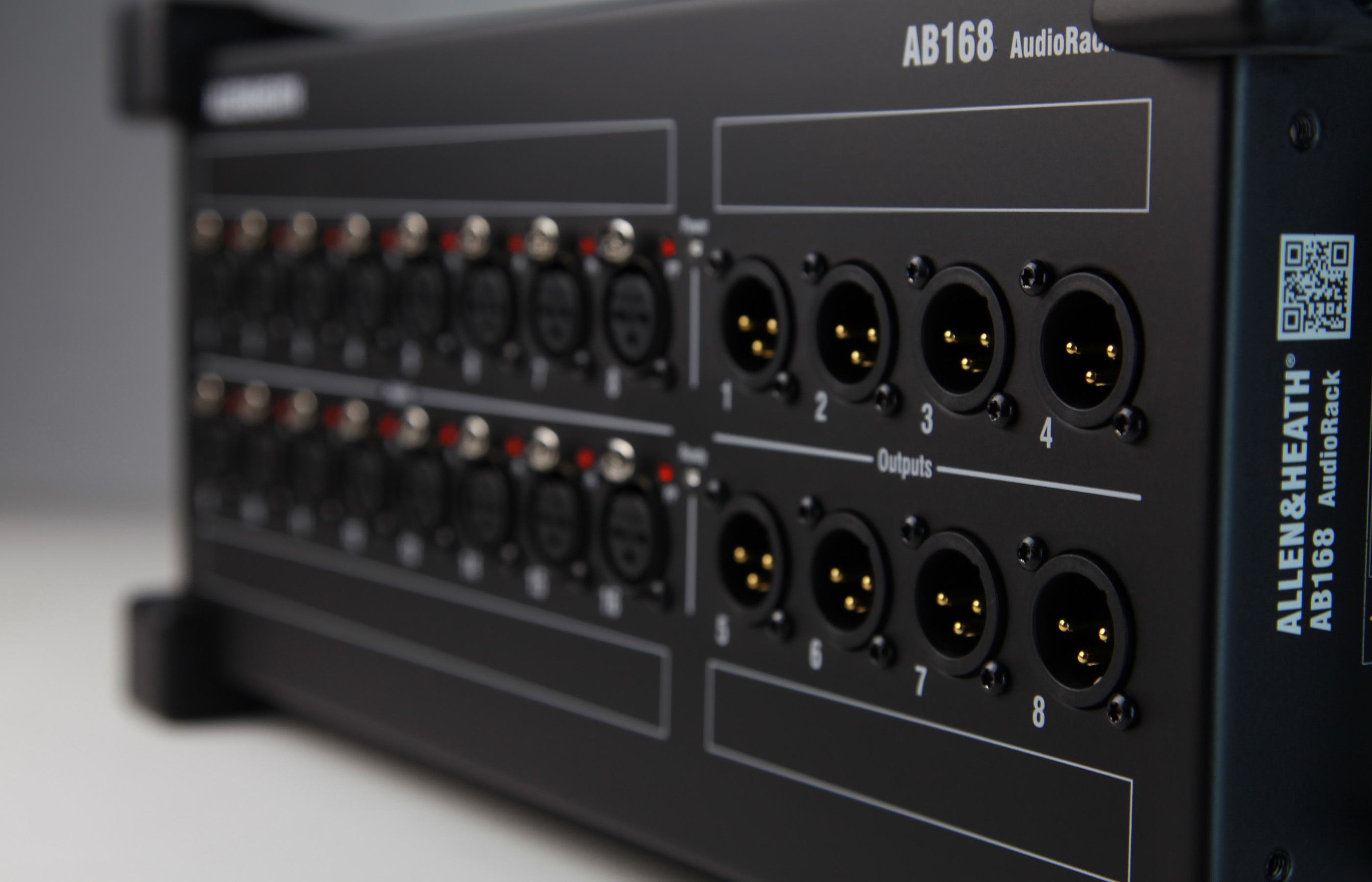 Allen & Heath AB168 (portable audio rack)