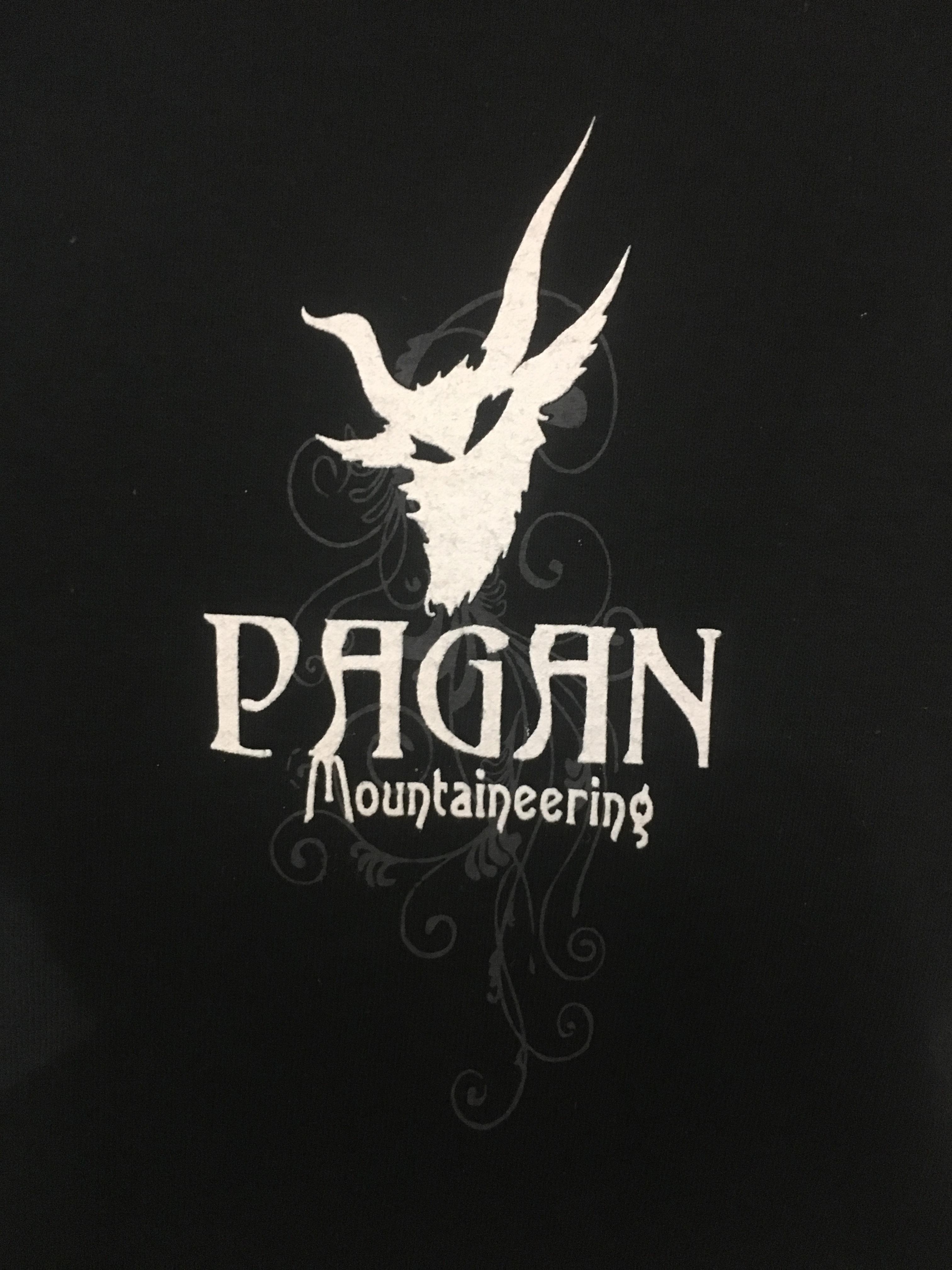 FLYING GOAT T-SHIRT