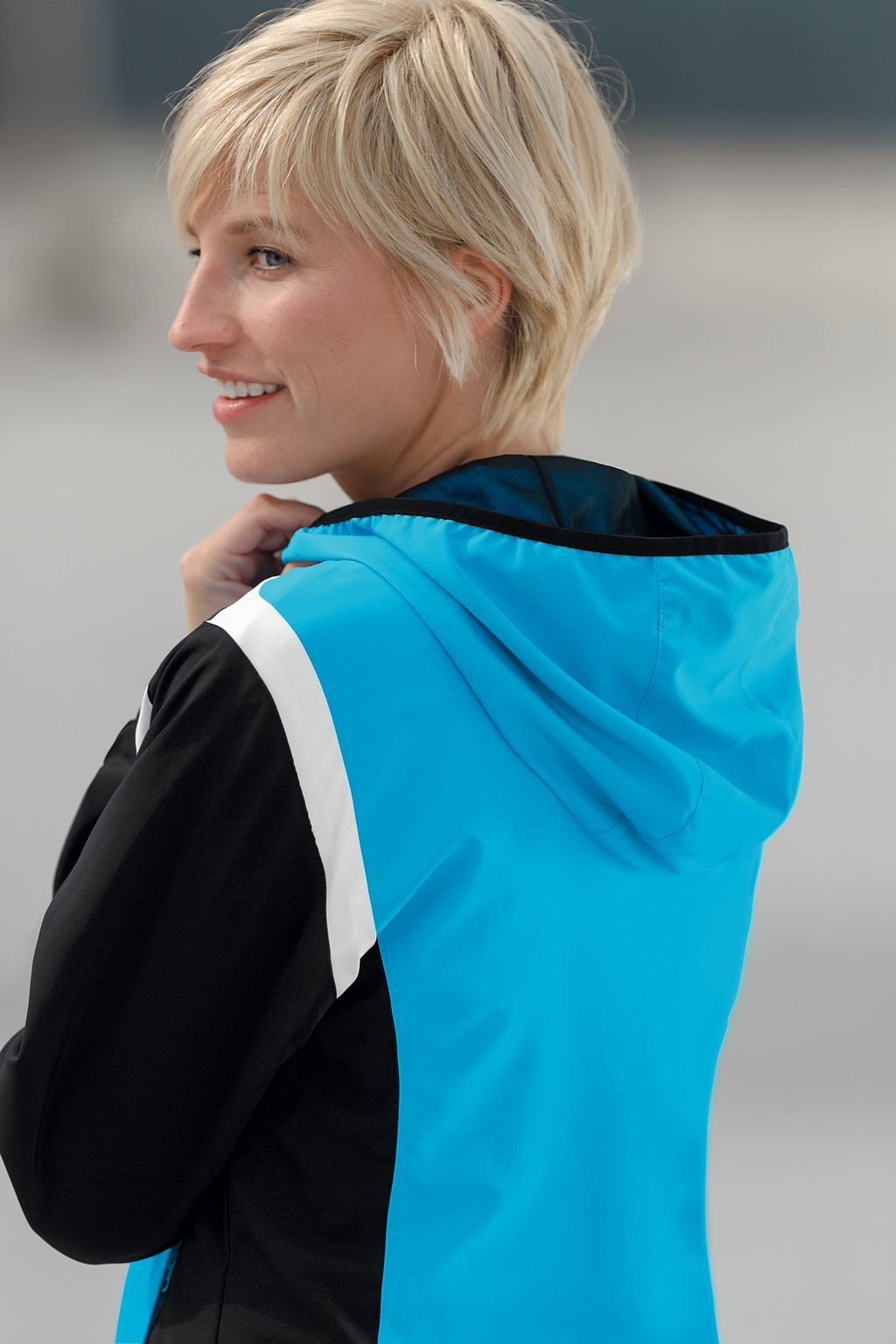 Razor 2.0 Präsentationsjacke mit Kapuze Damen a101637