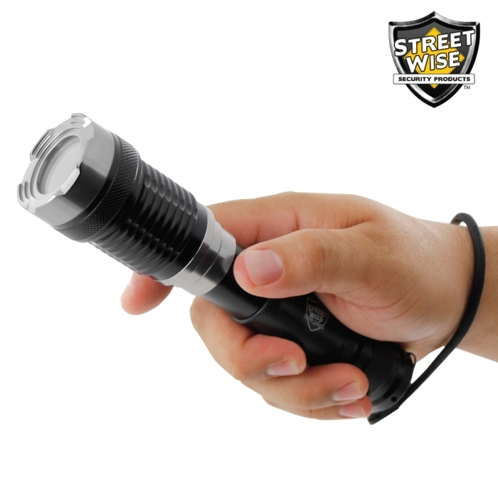 Cree Lantern Flashlight w/ Twist Zoom